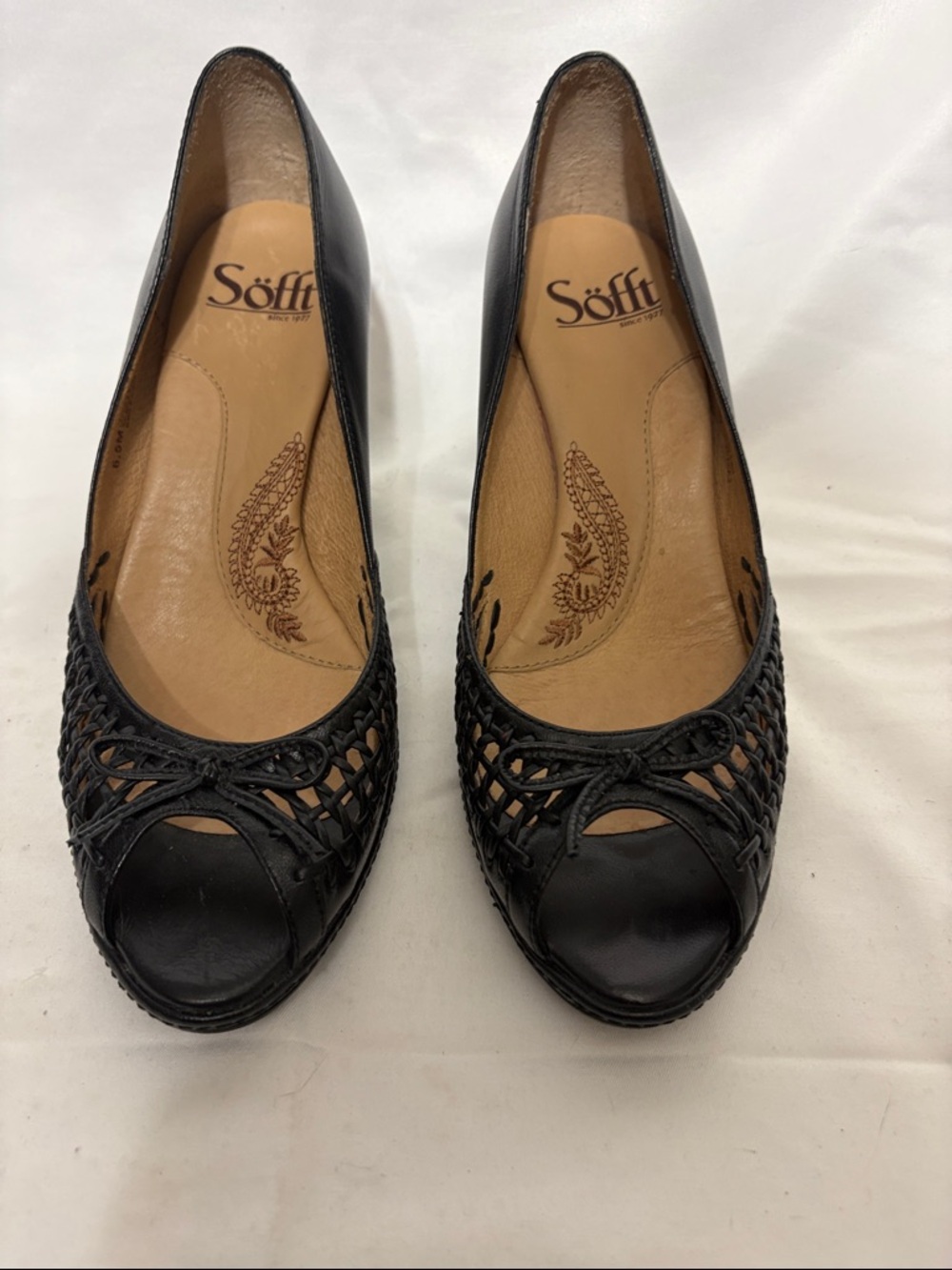 Söfft Black Woven Peep-Toe Flats
